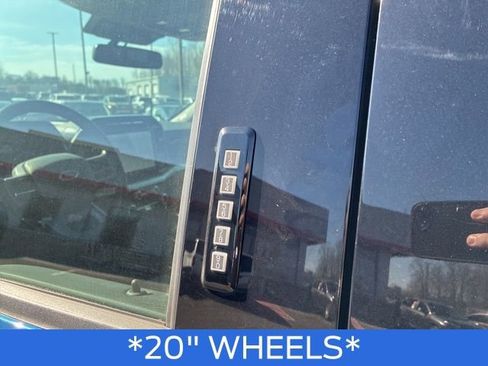 Used 2022 Ford F150 XLT w/ Equipment Group 302A High image 11