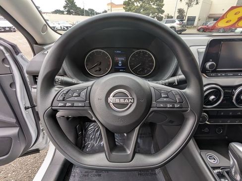 Used 2025 Nissan Sentra S FWD image 15