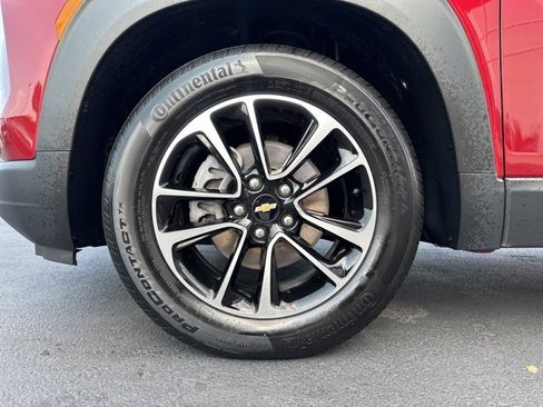 Used 2024 Chevrolet TrailBlazer LT w/ LT Cold Weather Package image 10