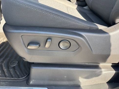 New 2026 GMC Sierra 1500 Elevation image 10