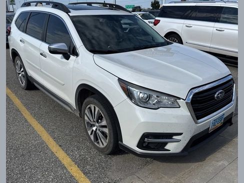 Used 2019 Subaru Ascent Touring AWD/4WD image 1