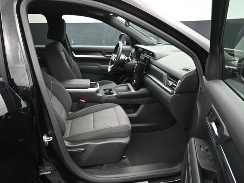 Used 2025 GMC Terrain Elevation AWD/4WD image 11