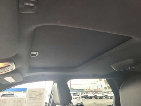 Used 2025 Dodge Durango GT image 19