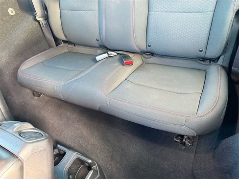 Used 2021 Jeep Wrangler Rubicon image 24