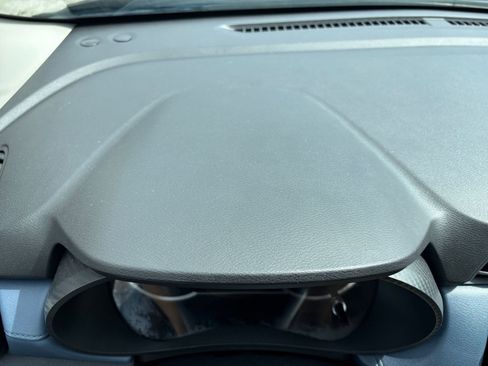 Used 2025 Nissan Versa SV image 34