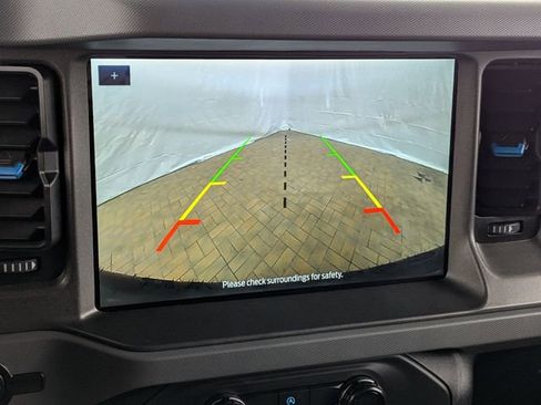 Certified 2024 Ford Bronco Black Diamond w/ Sasquatch Package image 34