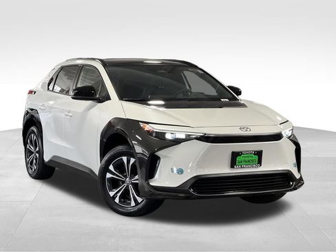 Used 2024 Toyota bZ4X AWD w/ Weather Package image 7