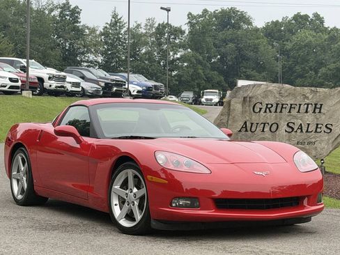 Used 2007 Chevrolet Corvette Coupe w/ Preferred Equipment Group RWD image 20