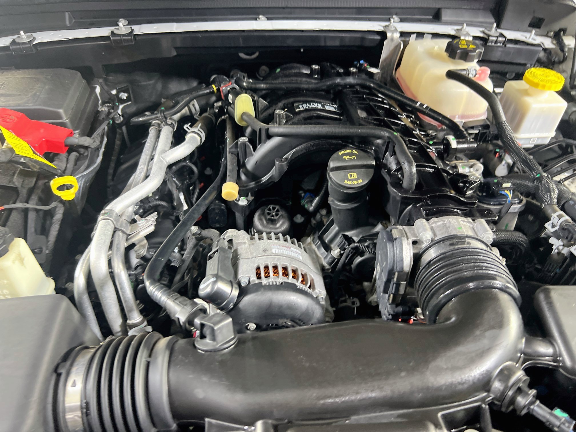 Used 2023 Jeep Gladiator Sport AWD/4WD image 29