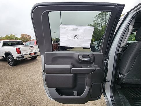 New 2026 Chevrolet Silverado 2500 Custom image 26