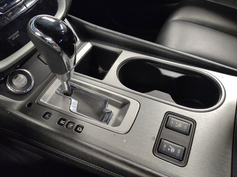 Used 2022 Nissan Murano SV image 26