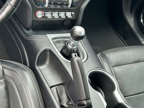 Used 2019 Ford Mustang Premium w/ Ecoboost Performance Package image 22