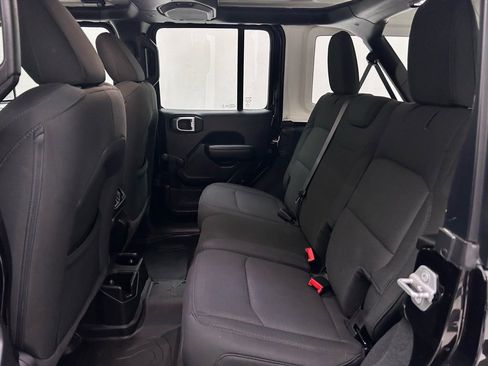 Used 2022 Jeep Wrangler Unlimited Sport image 14