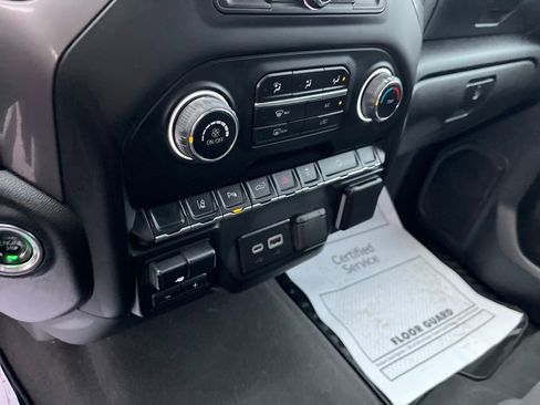 Used 2024 Chevrolet Silverado 2500 Custom w/ Custom Value Package image 15