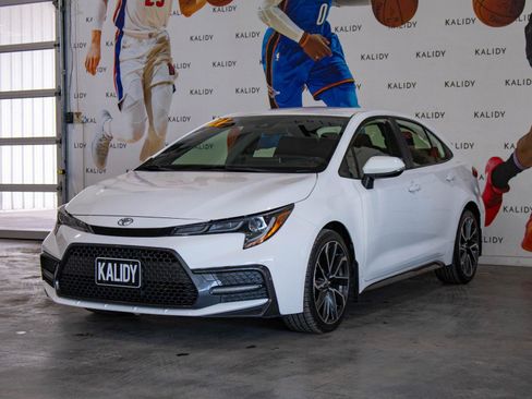 Used 2021 Toyota Corolla SE image 20