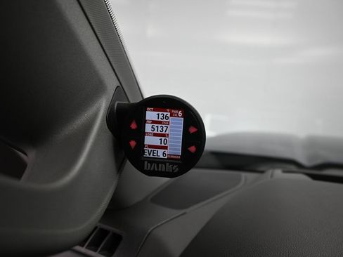 Used 2022 GMC Sierra 3500 Denali w/ Denali Ultimate Package image 23