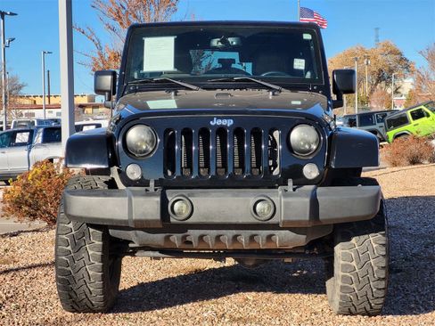Used 2014 Jeep Wrangler Unlimited Rubicon w/ Connectivity Group image 2