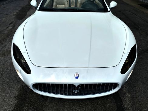 Used 2015 Maserati GranTurismo Convertible image 73