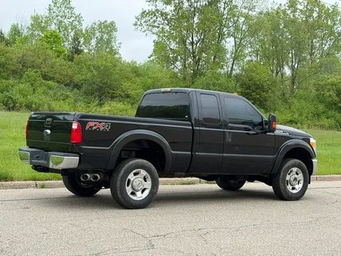 Used 2016 Ford F250 XLT w/ FX4 Off-Road Package AWD/4WD image 39