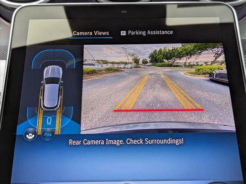 Used 2026 Mercedes-Benz GLC 300 image 11