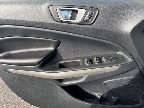 Used 2020 Ford EcoSport Titanium image 14