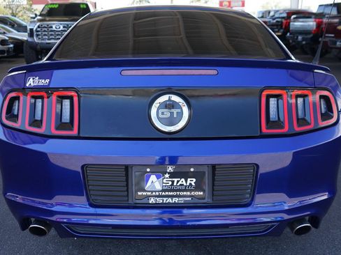 Used 2014 Ford Mustang GT RWD image 4