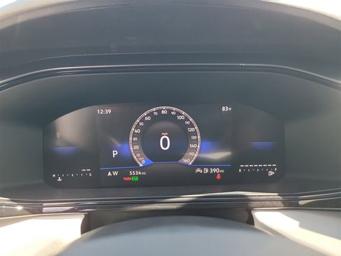 Certified 2025 Volkswagen Taos S image 30