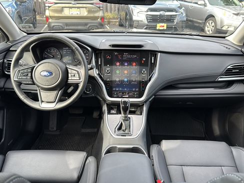 Used 2025 Subaru Outback Limited image 18