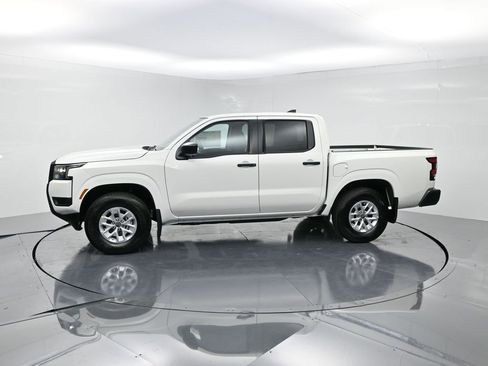 New 2026 Nissan Frontier S image 3