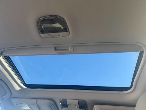 Used 2012 Subaru Outback 2.5i Limited w/ Moonroof Pkg image 21