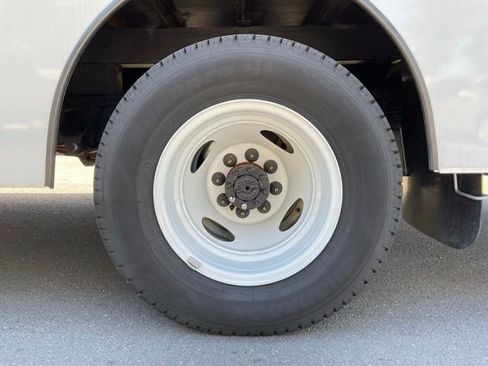 New 2024 Ford E-450 and Econoline 450 Super Duty w/ Driver's Safety Package image 11