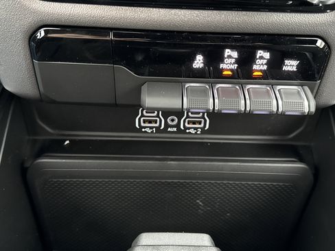 New 2026 RAM 1500 Big Horn image 23