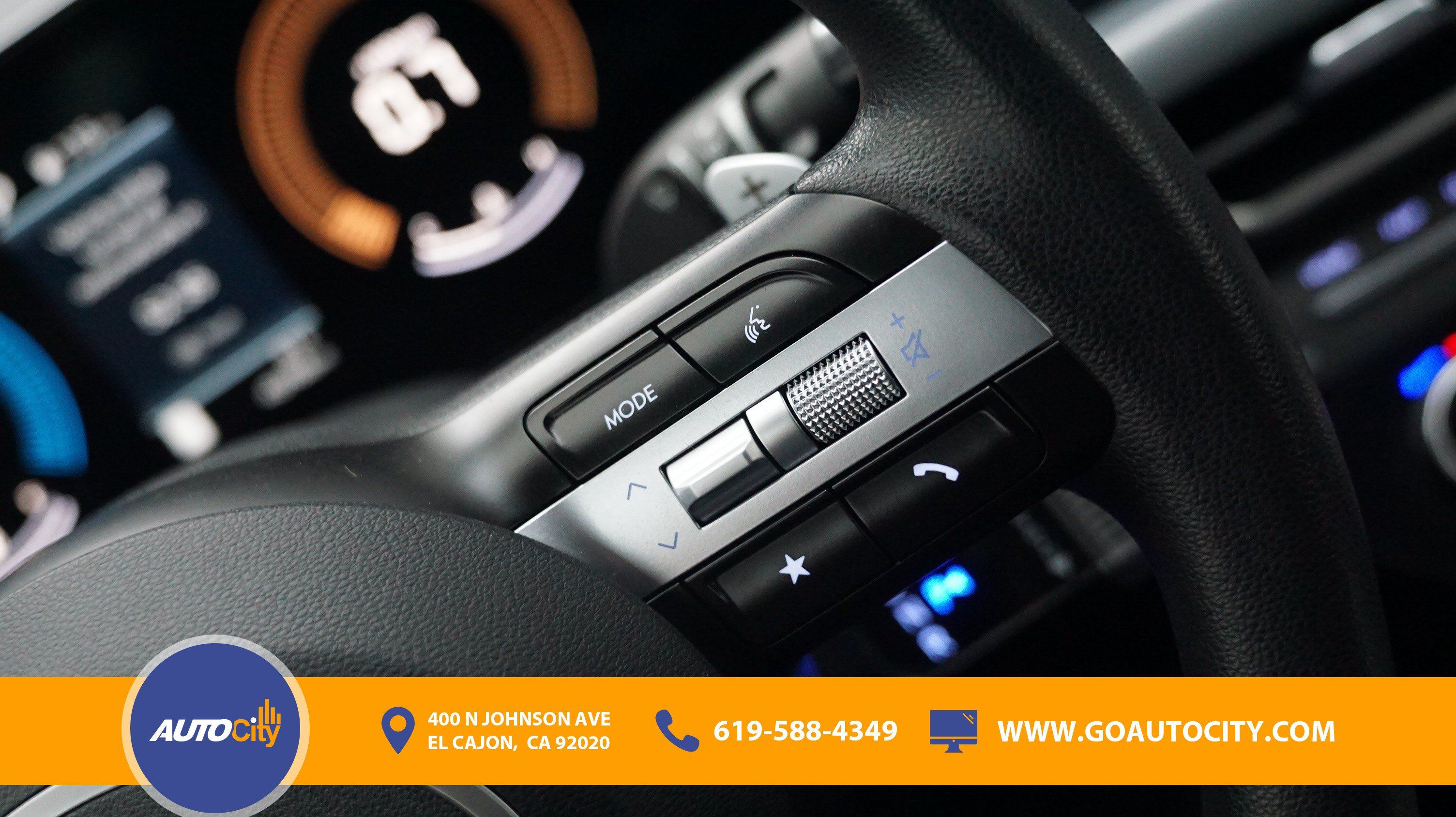 Used 2025 Hyundai Sonata SEL FWD image 21