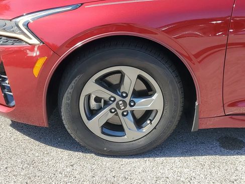 Used 2021 Kia K5 LXS image 11