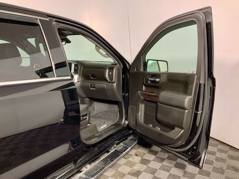 Used 2022 GMC Sierra 1500 SLT w/ SLT Premium Package image 31