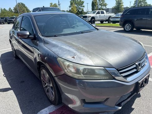 Used 2014 Honda Accord Sport image 2