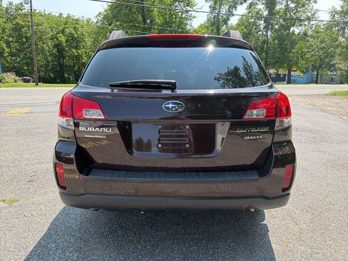 Used 2013 Subaru Outback 3.6R Limited w/ Special Appearance Pkg AWD/4WD image 14