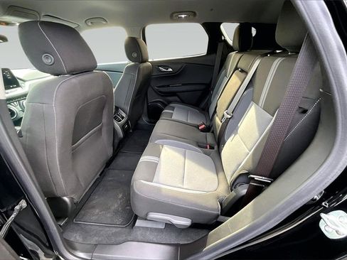 Used 2024 Chevrolet Blazer LT image 15