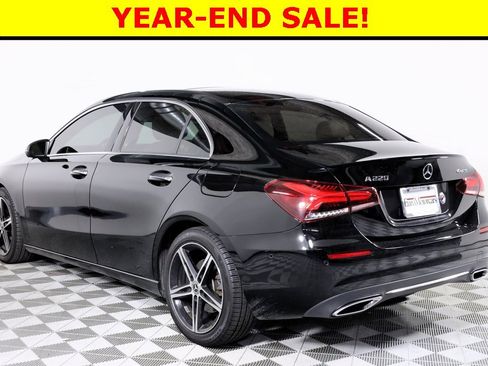 Used 2021 Mercedes-Benz A 220 4MATIC image 4