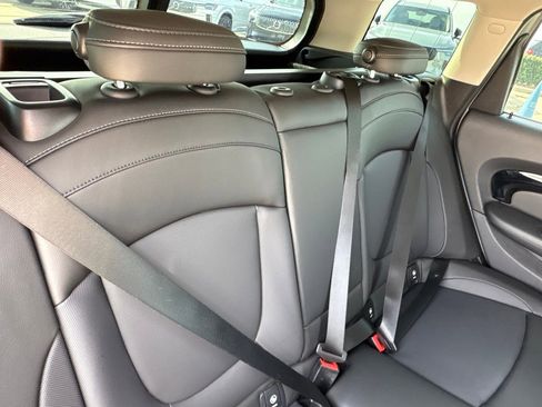 Used 2020 MINI Cooper Clubman S w/ Storage Package image 33