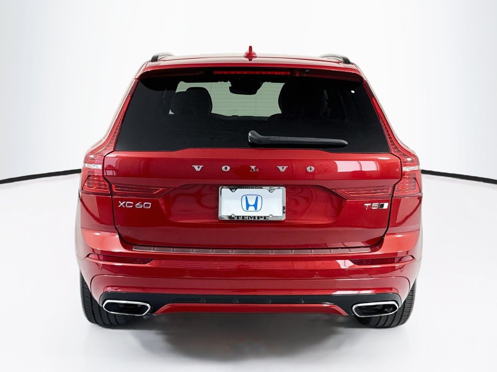 Used 2021 Volvo XC60 T5 R-Design w/ Protection Package Premier AWD/4WD image 6