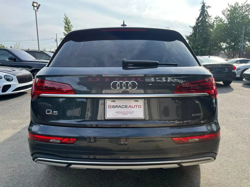 Used 2023 Audi Q5 2.0T Premium Plus w/ Premium Plus Package AWD/4WD image 6