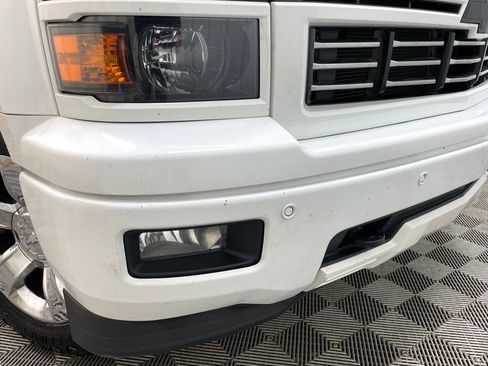 Used 2015 Chevrolet Silverado 1500 LTZ Z71 w/ Custom Sport Edition image 16