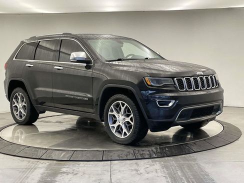 Used 2020 Jeep Grand Cherokee Limited w/ Premium Lighting Group image 9
