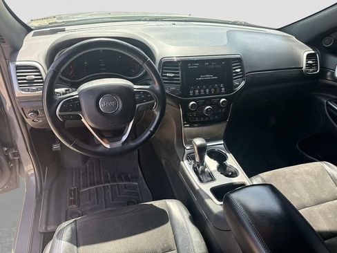 Used 2021 Jeep Grand Cherokee Laredo X AWD/4WD image 15