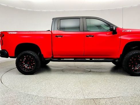 Used 2019 Chevrolet Silverado 1500 LT Trail Boss AWD/4WD image 3