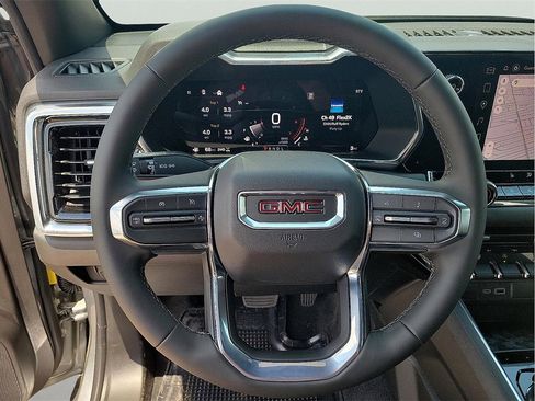 New 2025 GMC Canyon Elevation w/ Convenience Package image 16