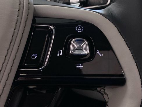 New 2026 Lincoln Aviator AWD image 21