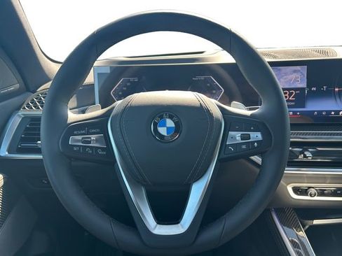 New 2025 BMW X5 xDrive40i w/ Parking Assistance Package image 17