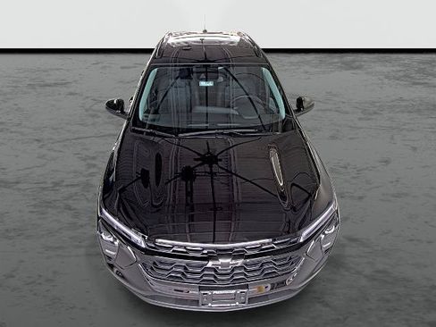 New 2026 Chevrolet Trax LT w/ Midnight Edition FWD image 6
